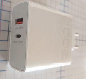 200 ��� USB " 2 ������ USB + Type C 200W 45 � 120 W max ��� �������� " 3.1 � ������ , ������� ����