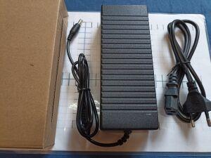   24V 6A . .(5,5  ) Live Power LP-19 ( 4,9 A) .