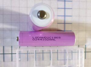 акб Li-ion 18650 2800mah " XS LGDAHD2C 28AL - фиолетовый - длинный нос " ( протестирован 2600 маH )