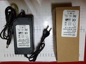   18V 3A (5,5   ) LP 55 ( MR 375 ) (3,2 A) . 