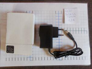  9V 2A ( 5,5  ) LP-20  ( 1,0 A ).