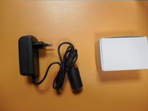  220-12  12V 2A   CH-com   .