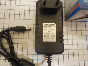  6V 2A (5,5 c ) CH-com ( 1,2 A )
