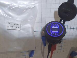 3010  USB   2Usb SKU-3010 (  ) . 