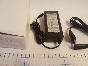 СЗУ для 6S 6*18650 25,2V 1A 5,5_2,1 QP-30A 
