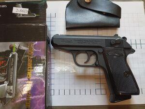     "  2-86 D Walther  "